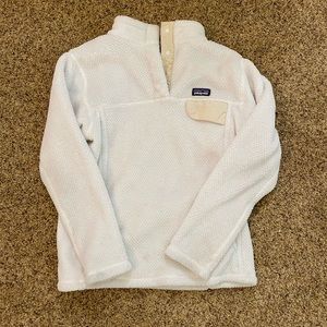 KIDS size L Patagonia fleece pullover - white